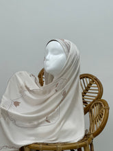Load image into Gallery viewer, Long Stain Shawl Vintage
