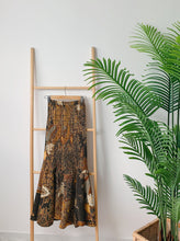 Load image into Gallery viewer, Mermaid Pleated Batik Skirt - Rossia
