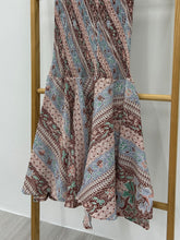 Load image into Gallery viewer, Mermaid Pleated Batik Skirt - Ahina
