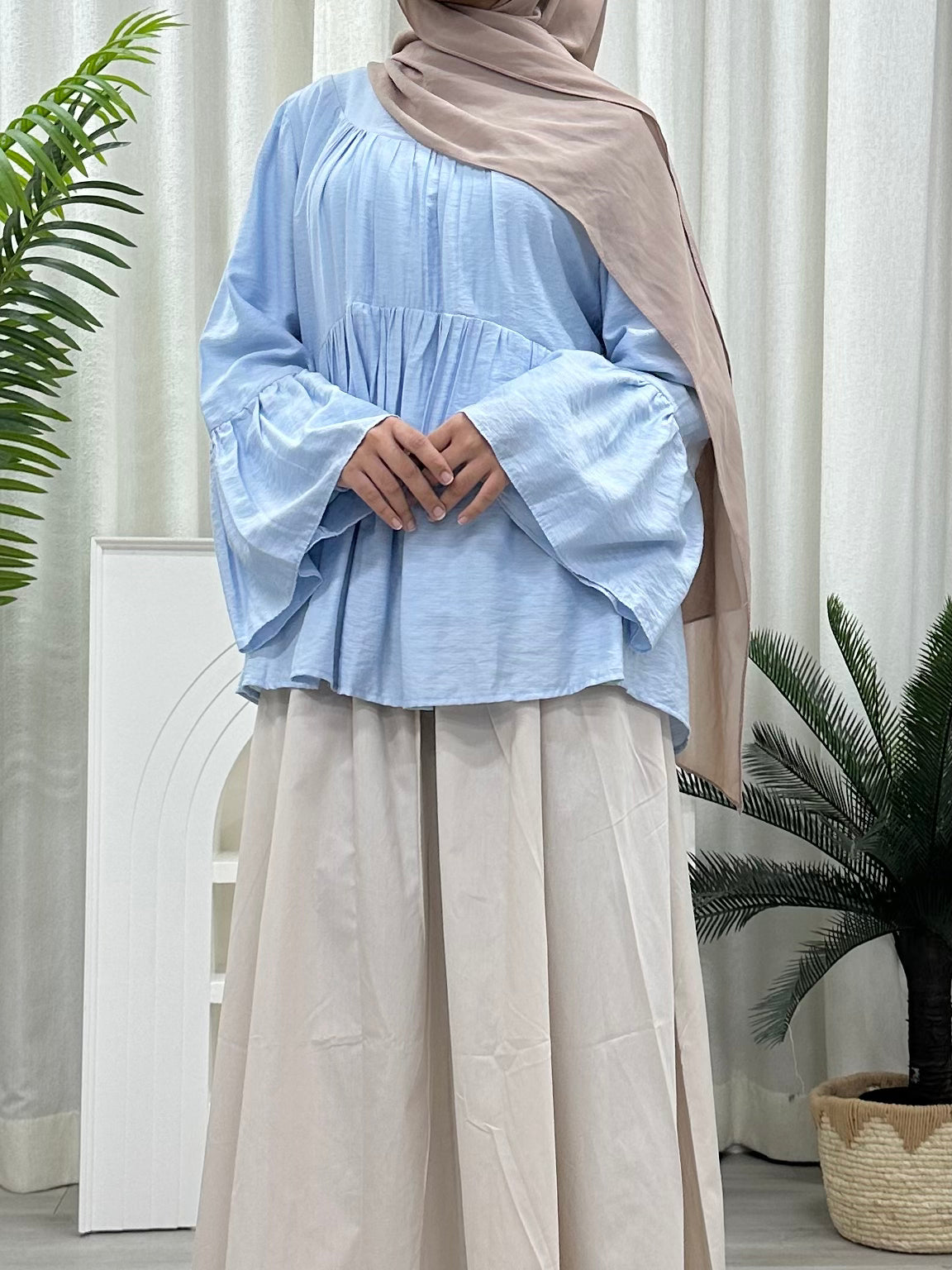 Swan Bell Wing Top HV Label