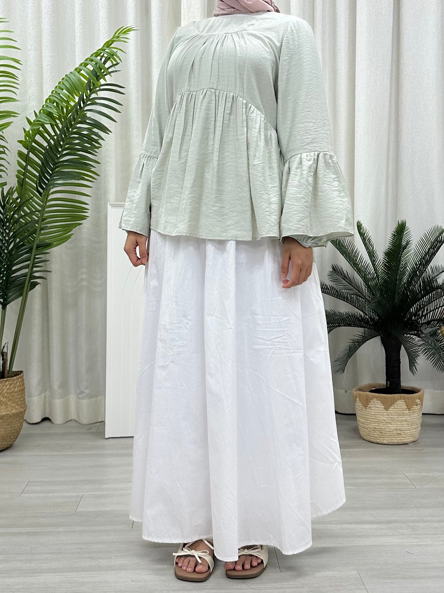 Swan Bell Wing Top HV Label