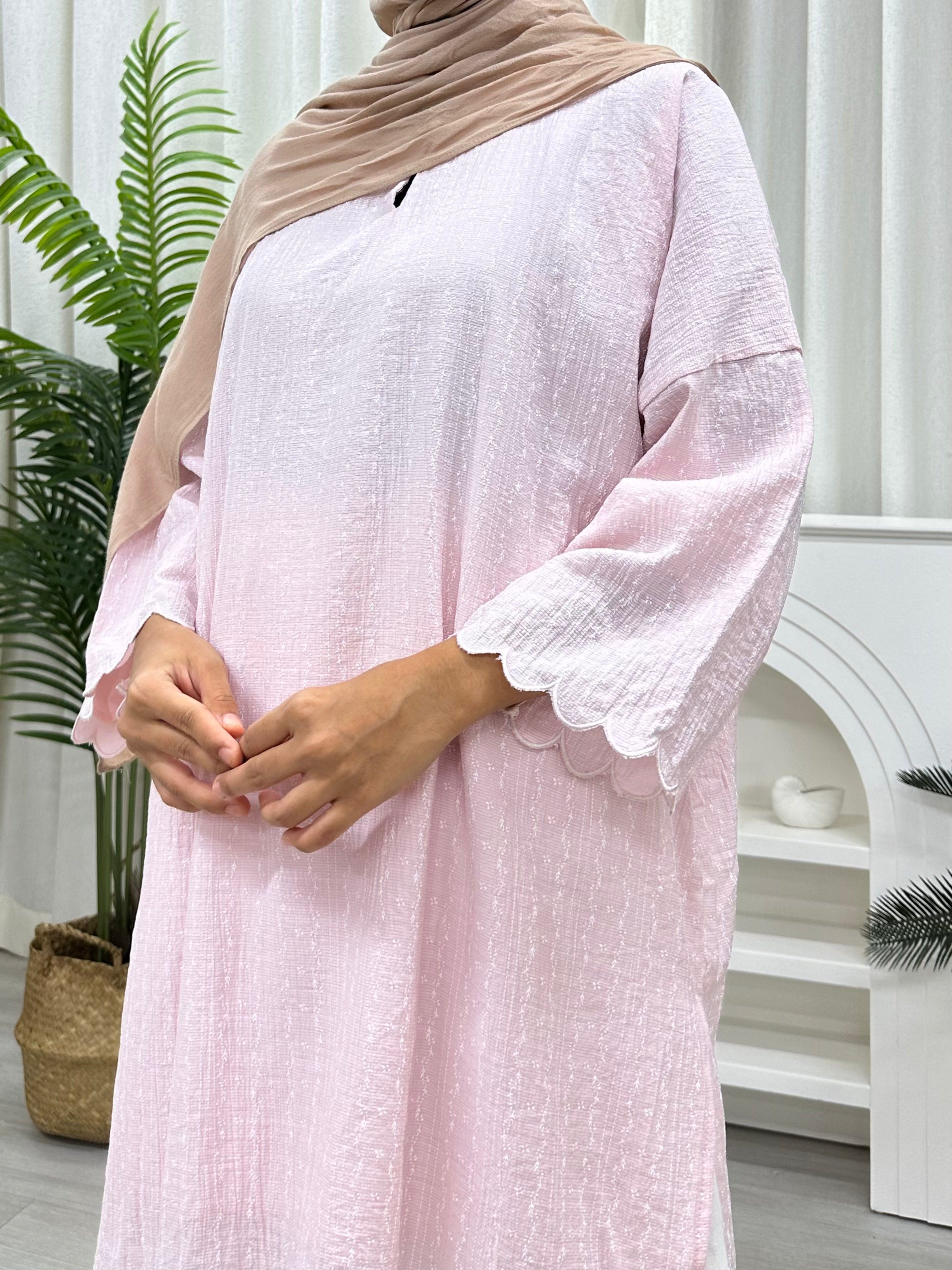 Pastel Essence Sulam Tunic