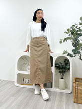 Load image into Gallery viewer, Cargo Skirt - Lola
