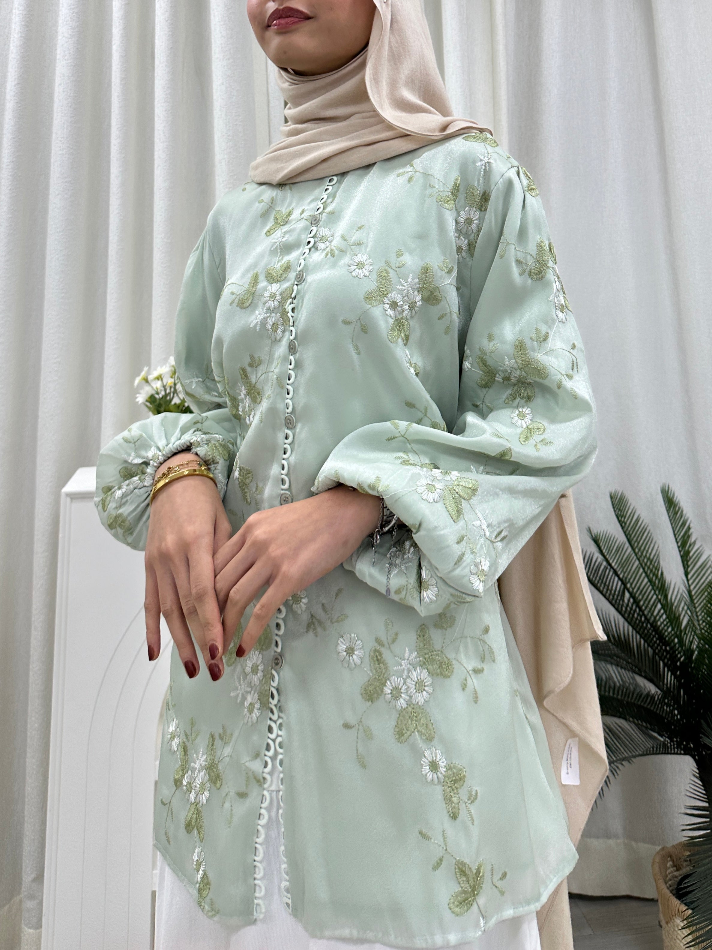 Wanderlace Blouse - Mira Attached sash