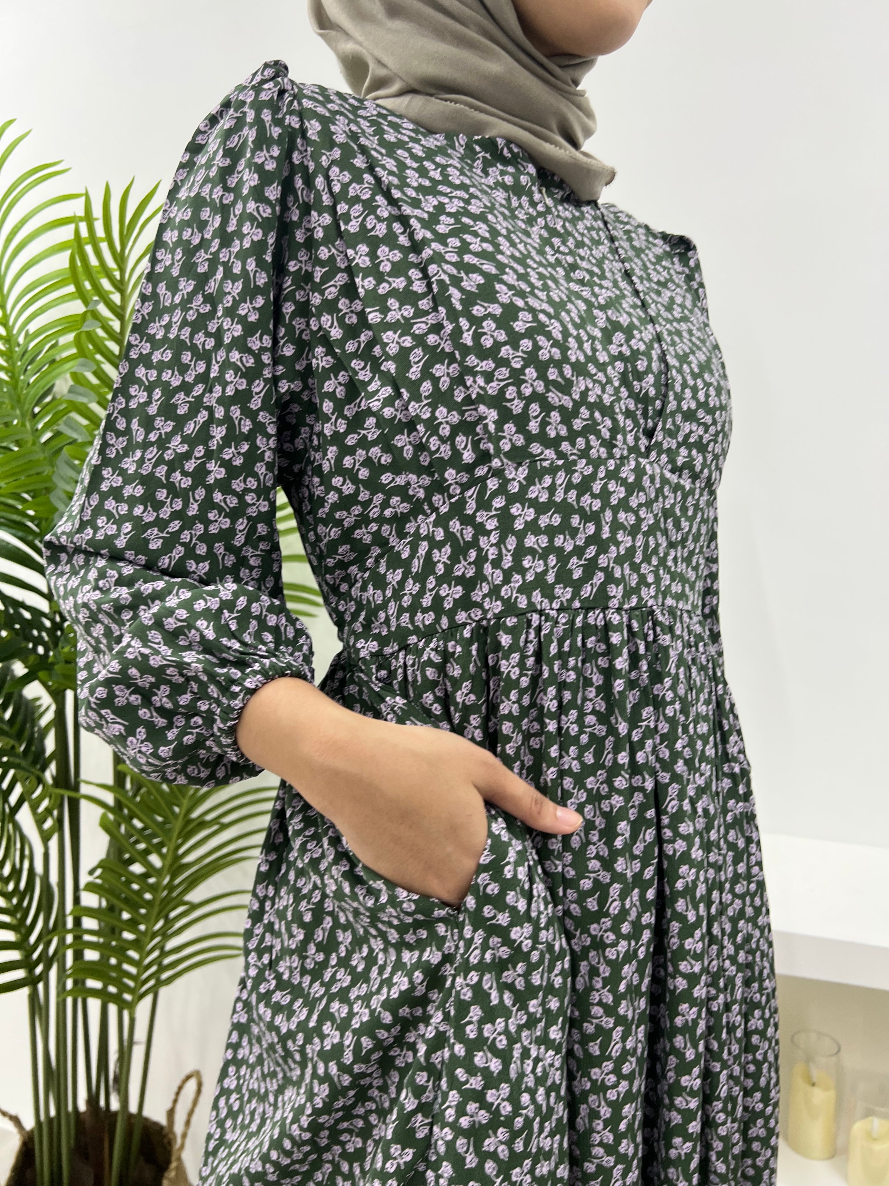 Printed Milkmaid Dress - Green Reen