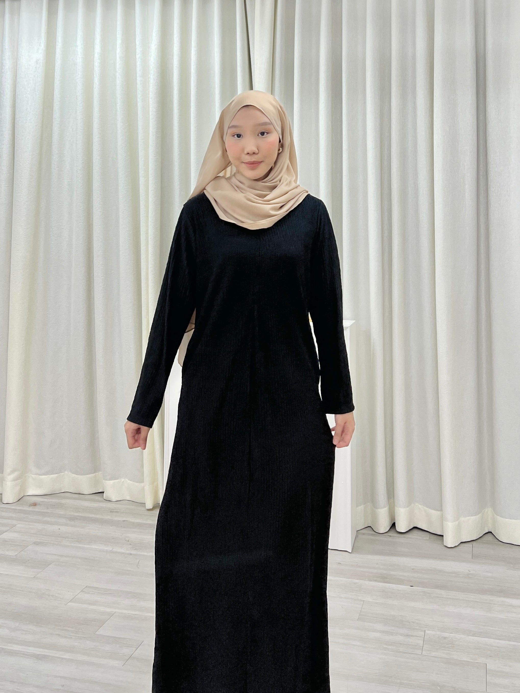 Miya Elegant Pleated Dress