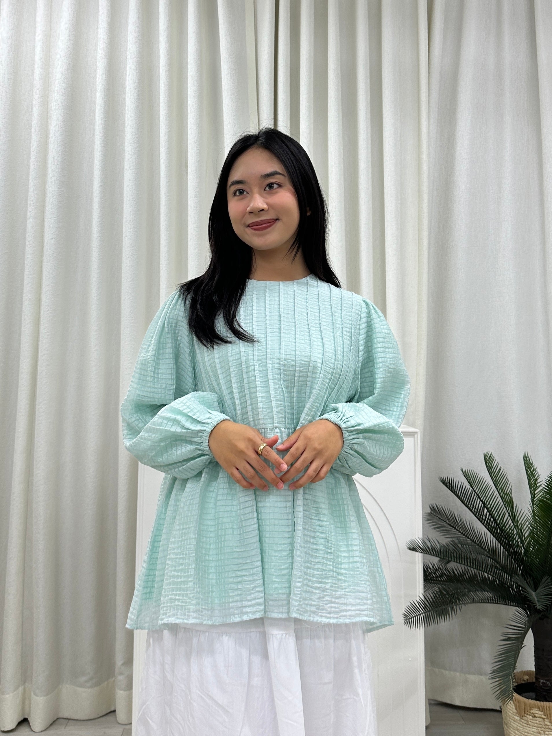 Doll Pleats Peplum Top