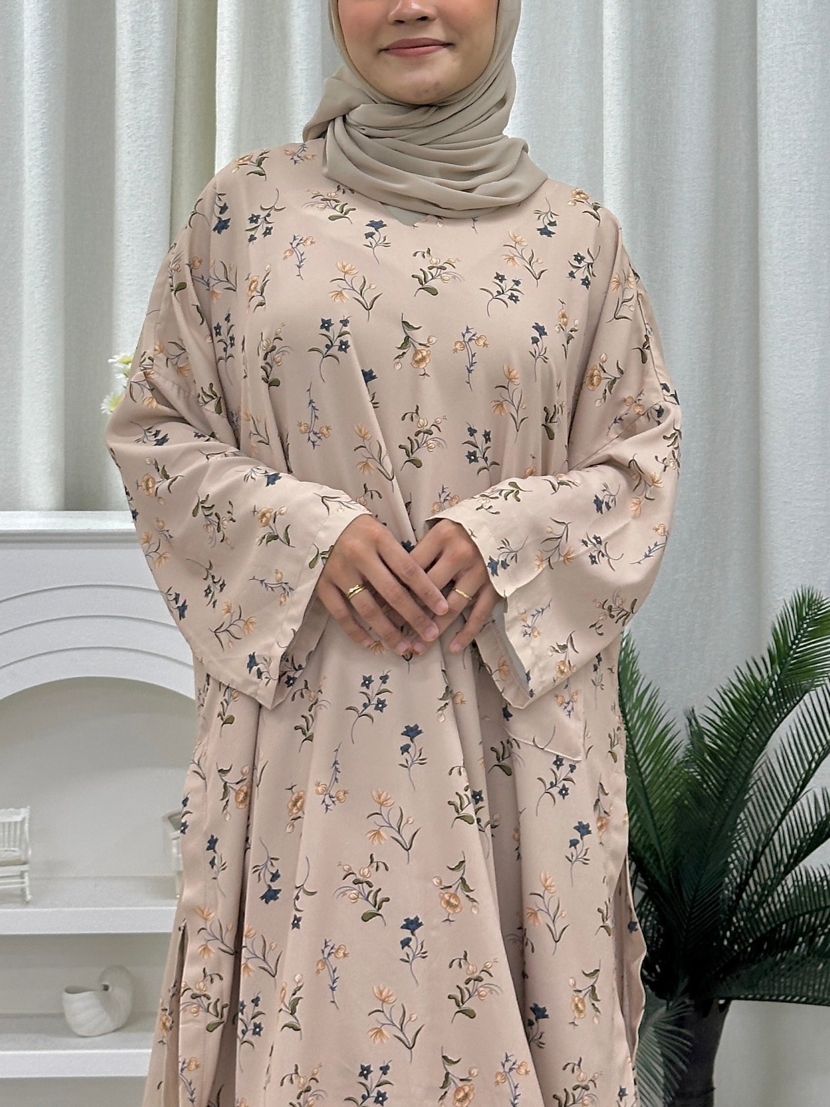 V-Neck Printed Tunic Skirt Set