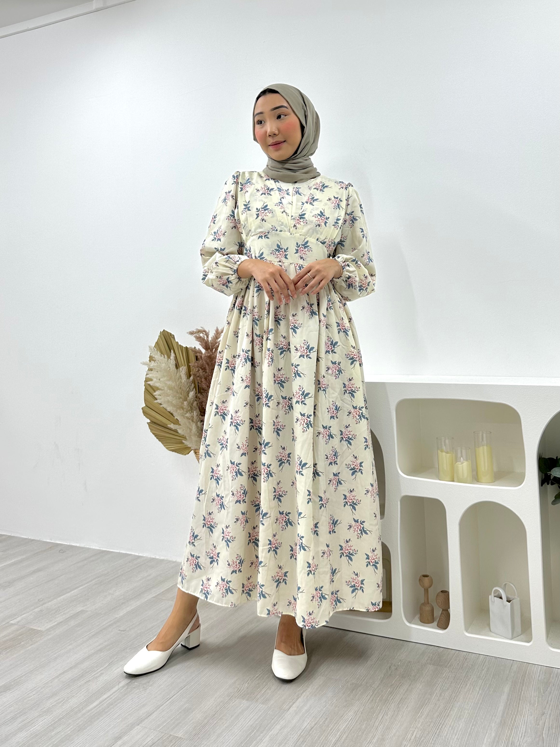 Printed Milkmaid Dress - Ivory Rose