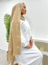 Load image into Gallery viewer, Sulam Embroidered Shawl - Zara
