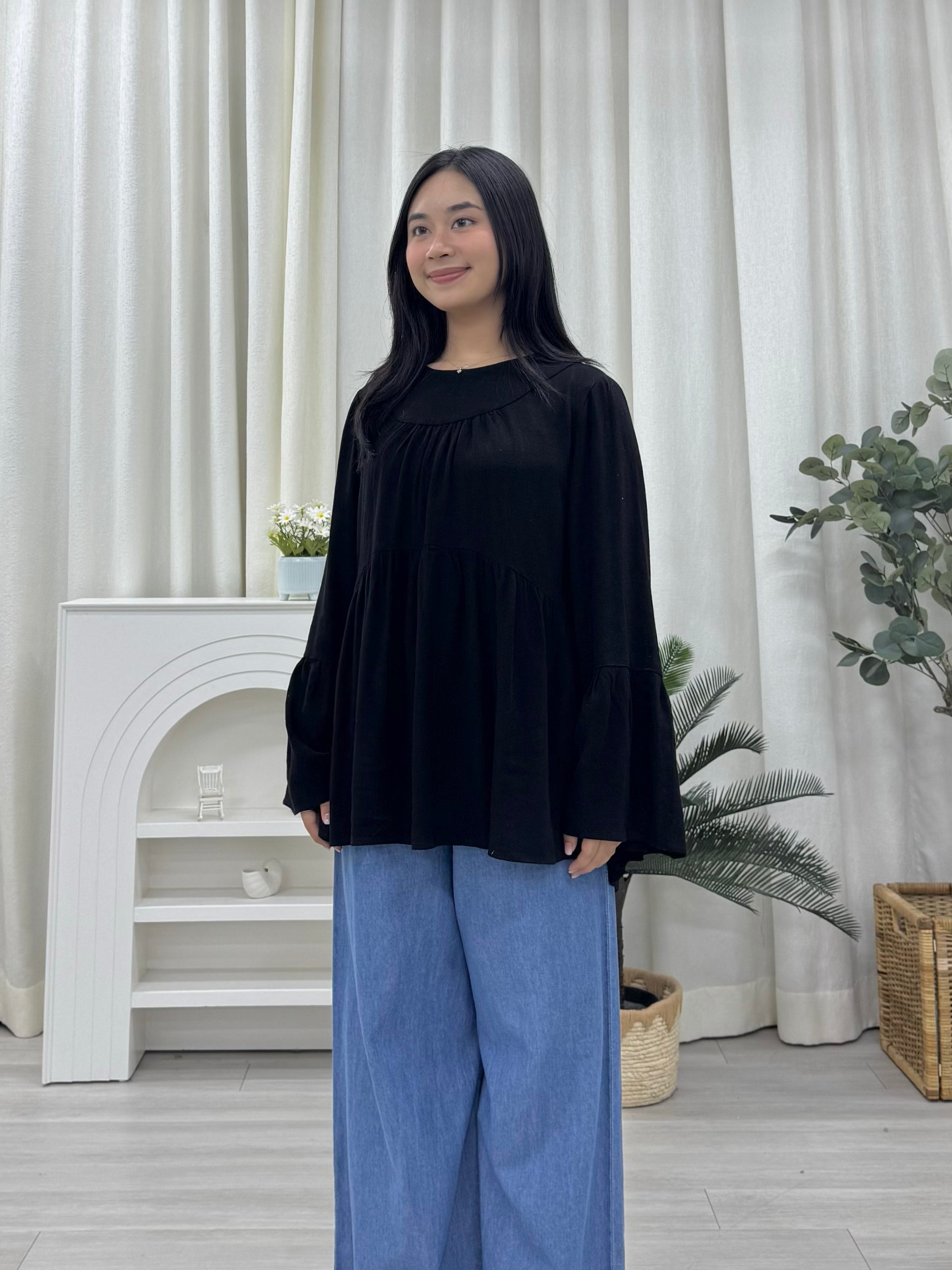 Swan Bell Wing Top Linen Pockets