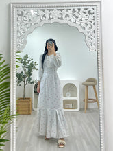 Load image into Gallery viewer, Maisie Floral Dress
