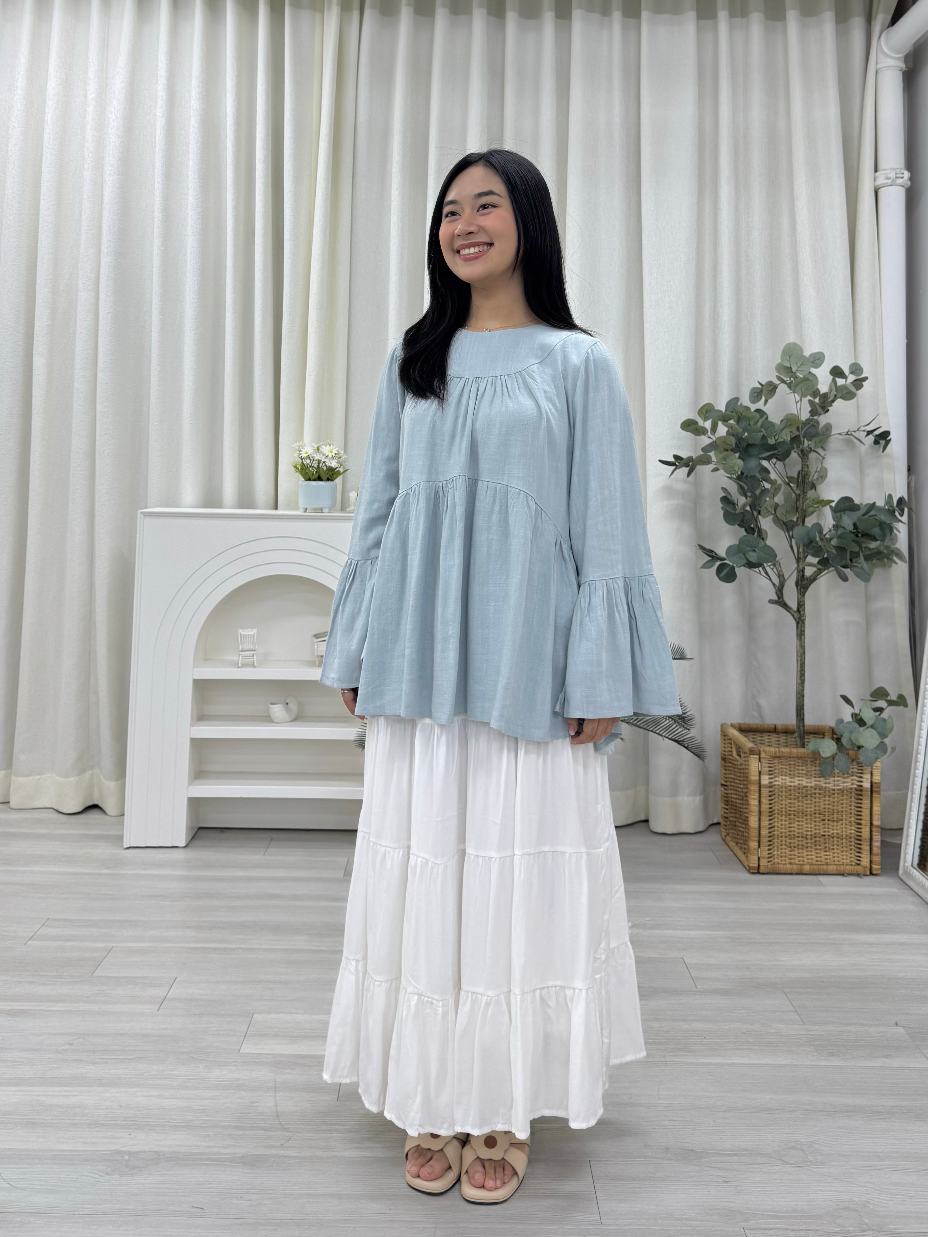 Swan Bell Wing Top Linen Pockets