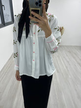 Load image into Gallery viewer, Pink Sakura Embroidered Top