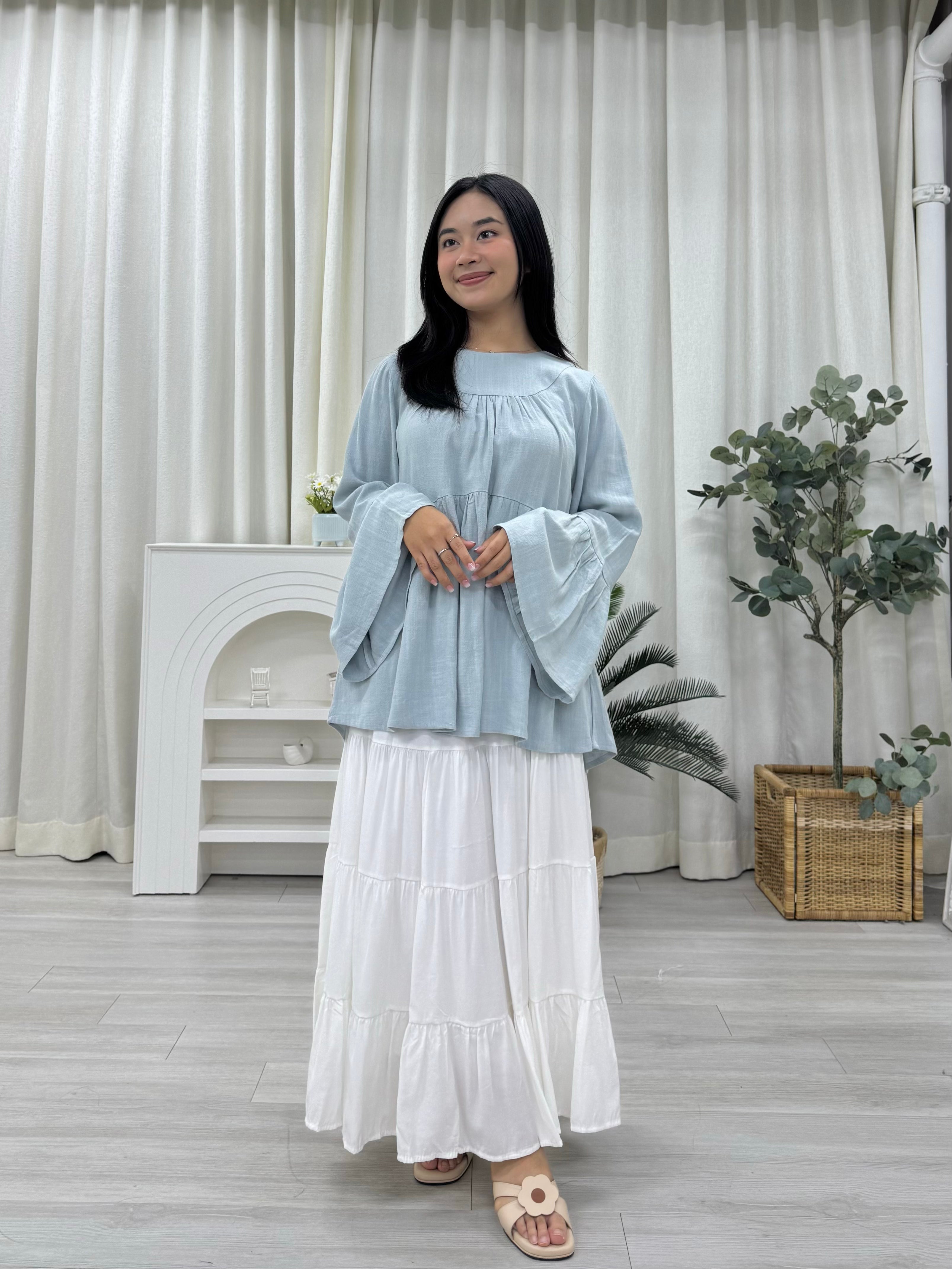 Swan Bell Wing Top Linen Pockets