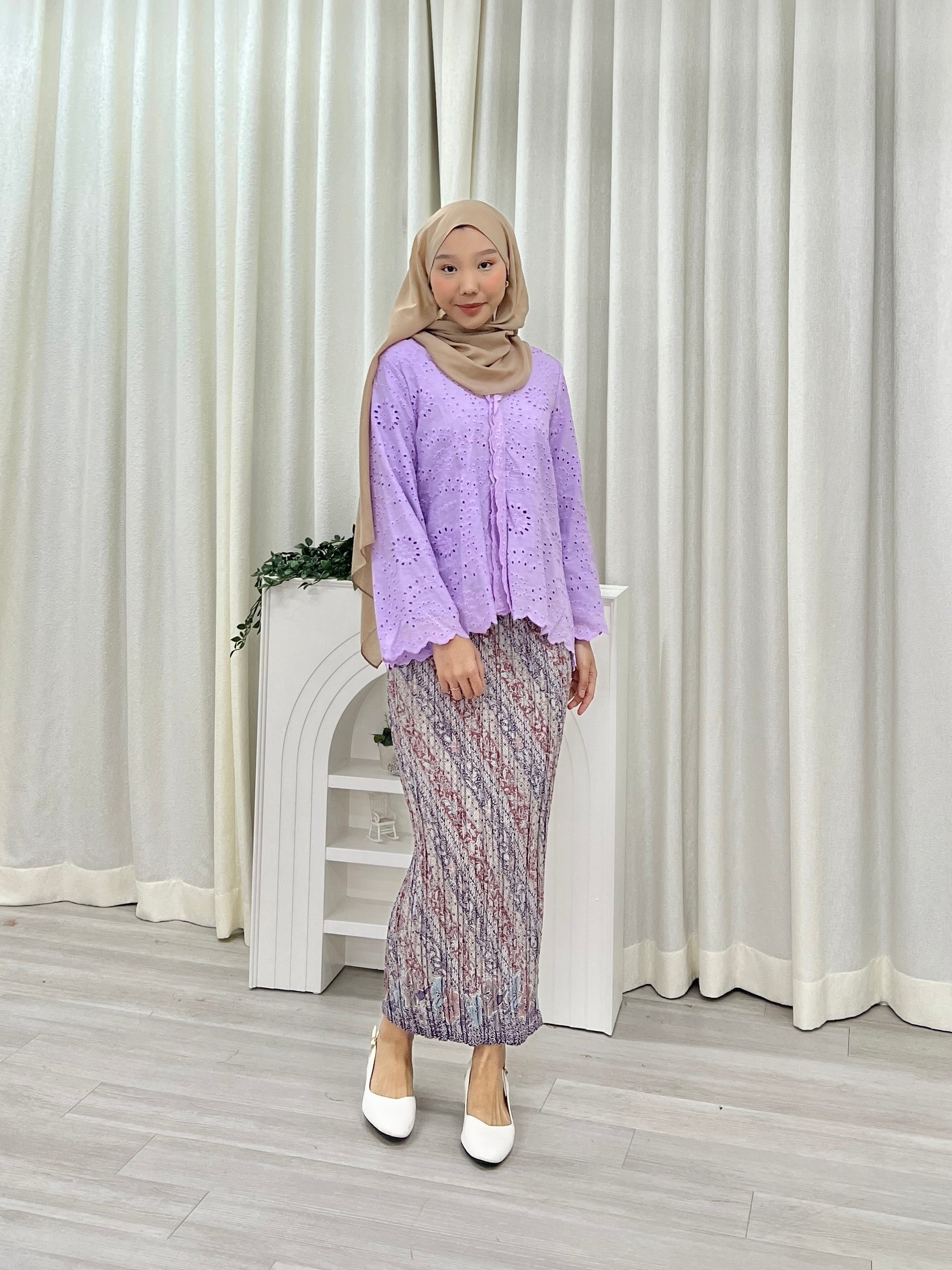 Zara Kebaya Eyelet Top