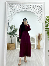 Load image into Gallery viewer, Plain Jane Dress