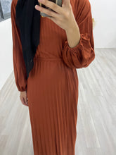 Load image into Gallery viewer, Pleated Sleeve Cuff Dress