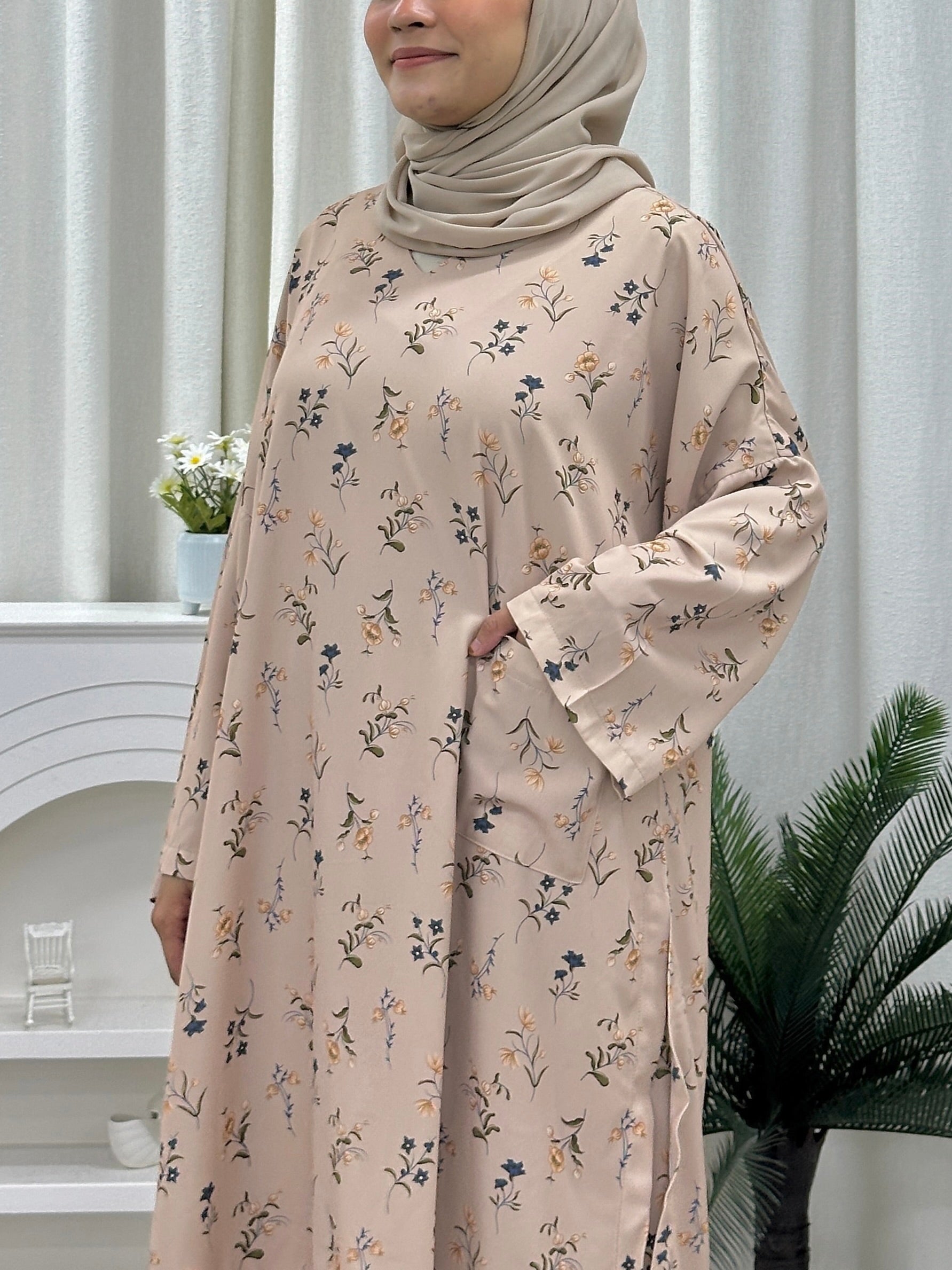 V-Neck Printed Tunic Skirt Set