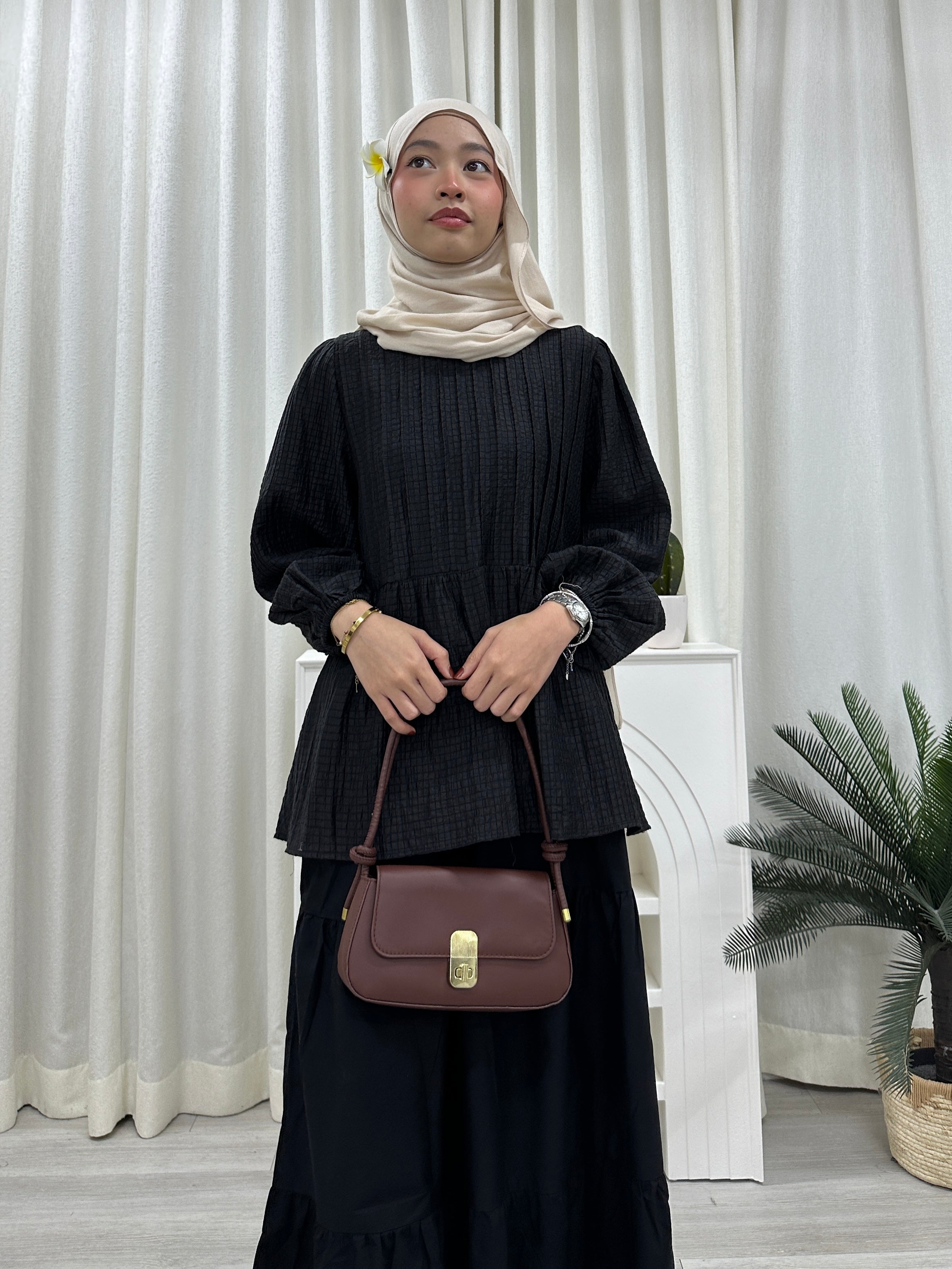 Doll Pleats Peplum Top