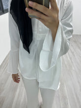 Load image into Gallery viewer, Zipper Bell Sleeve Top

