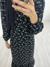 Load image into Gallery viewer, Floral Ruched Mermaid Dress
