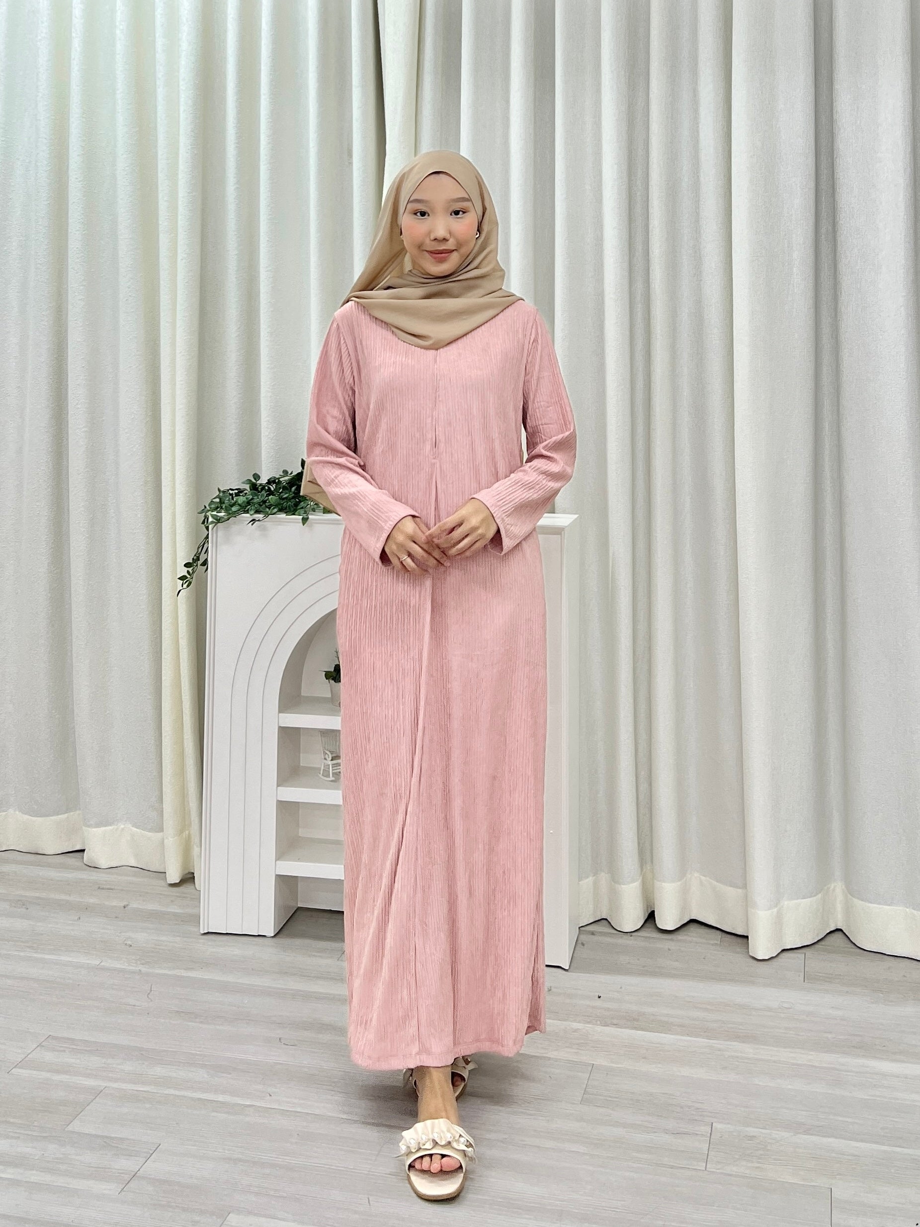 Miya Elegant Pleated Dress