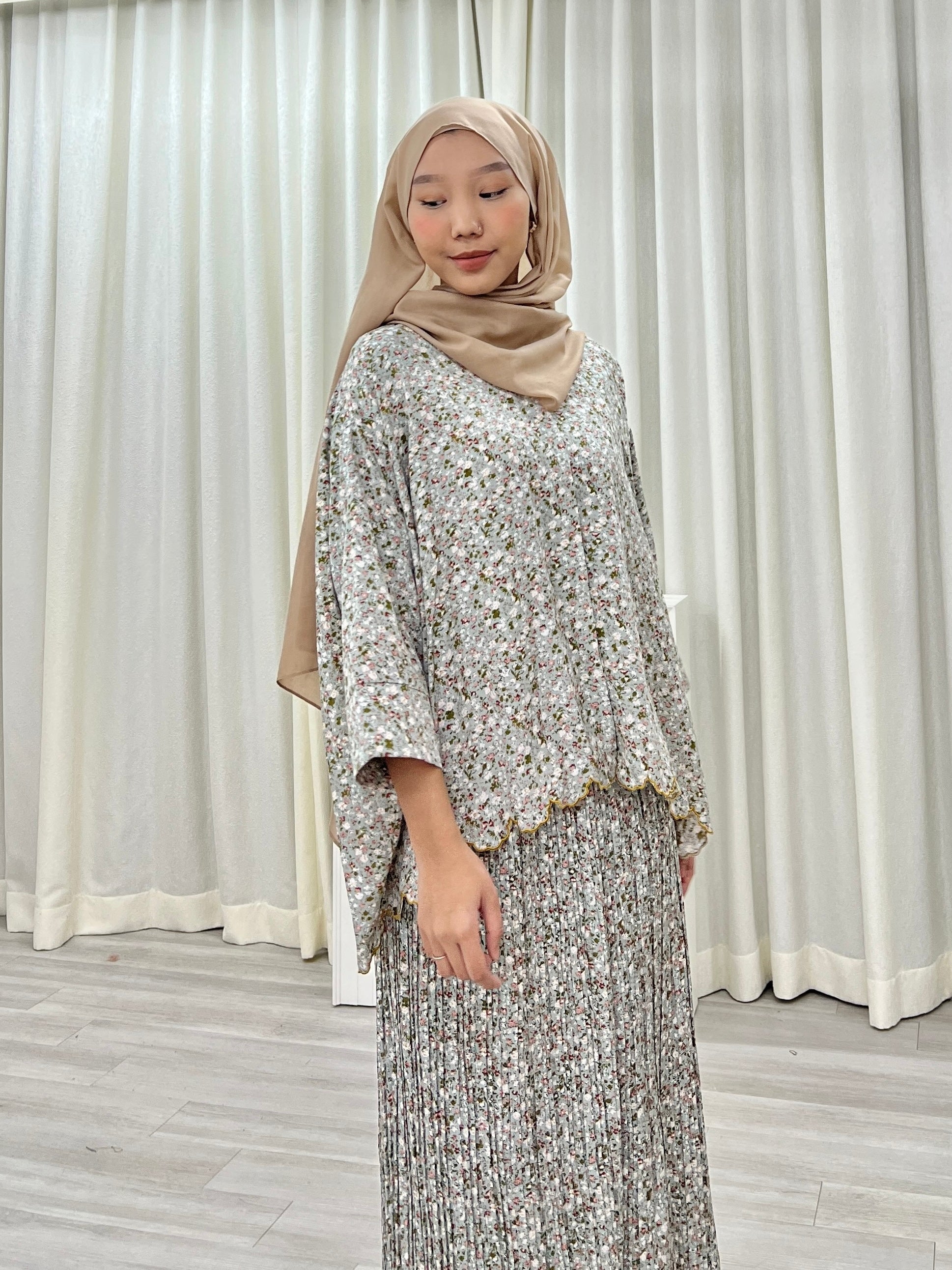 Sulam Garden Skirt Set