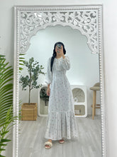 Load image into Gallery viewer, Maisie Floral Dress
