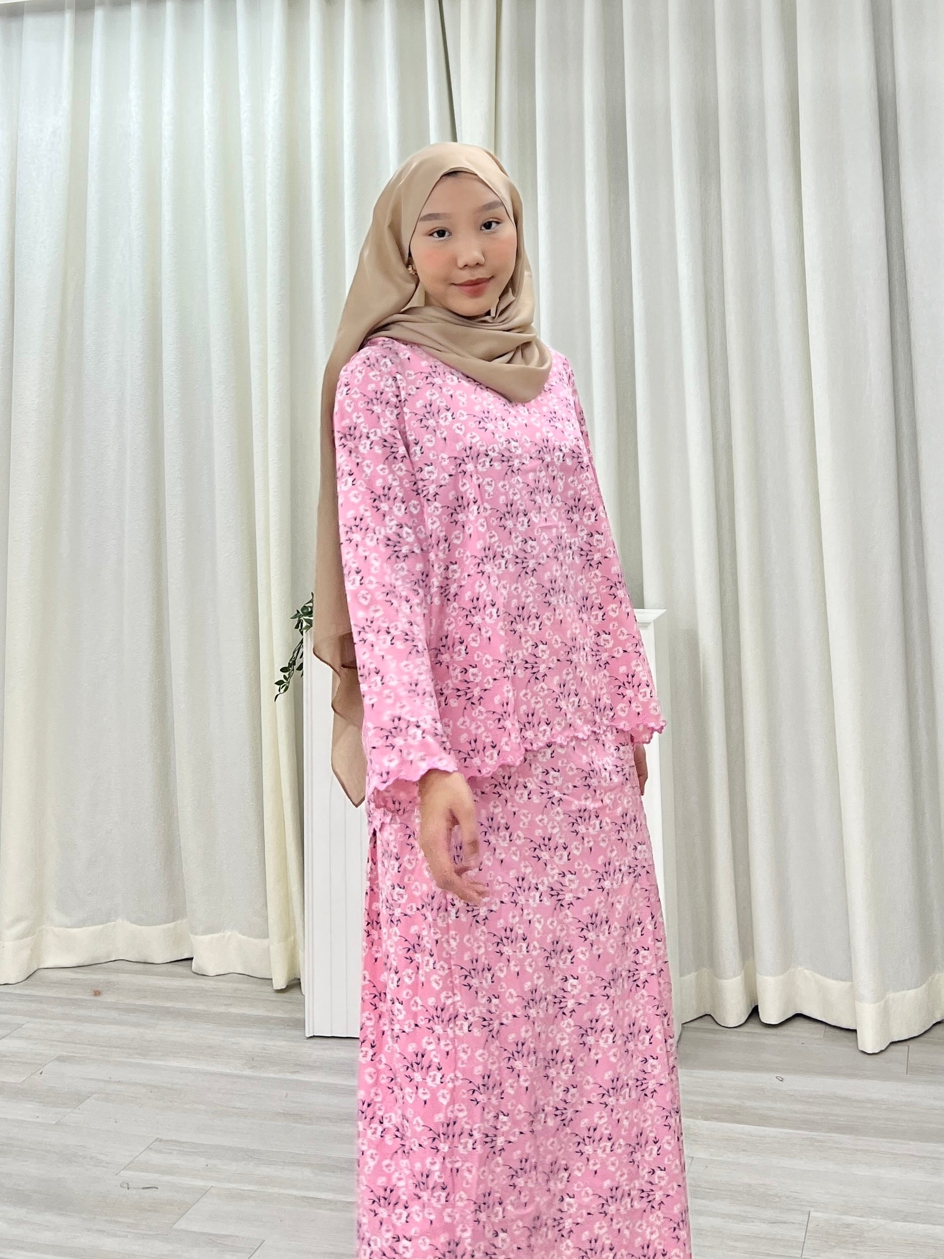 Pink Rose Sulam Set