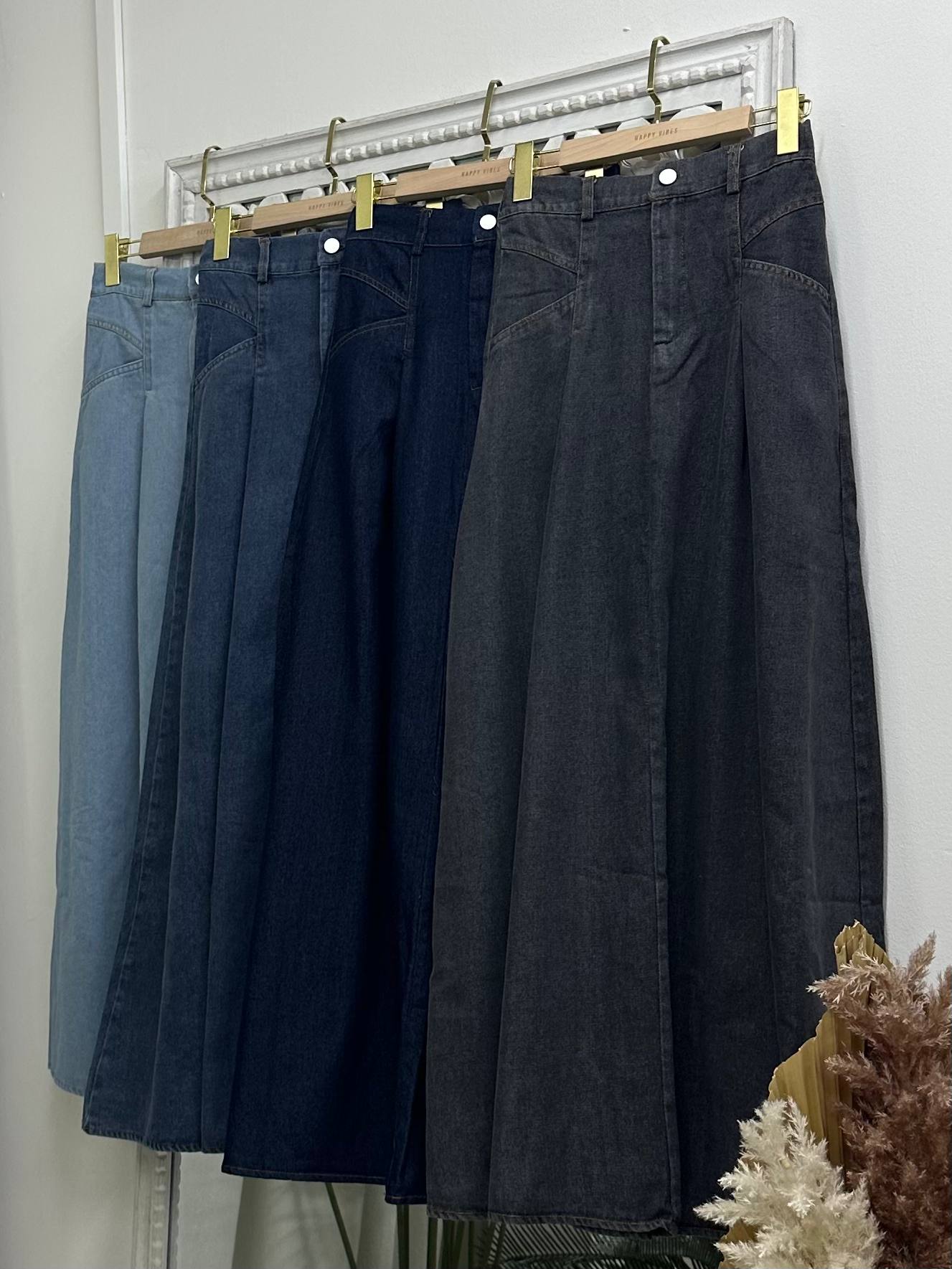 Wiya Flared Denim Skirt with Pockets