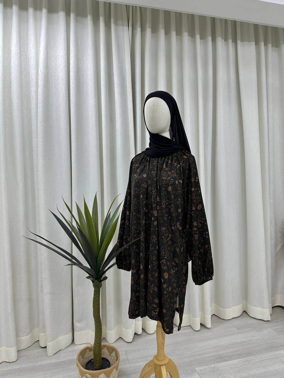 Cuffed Breeze Cooling Tunic