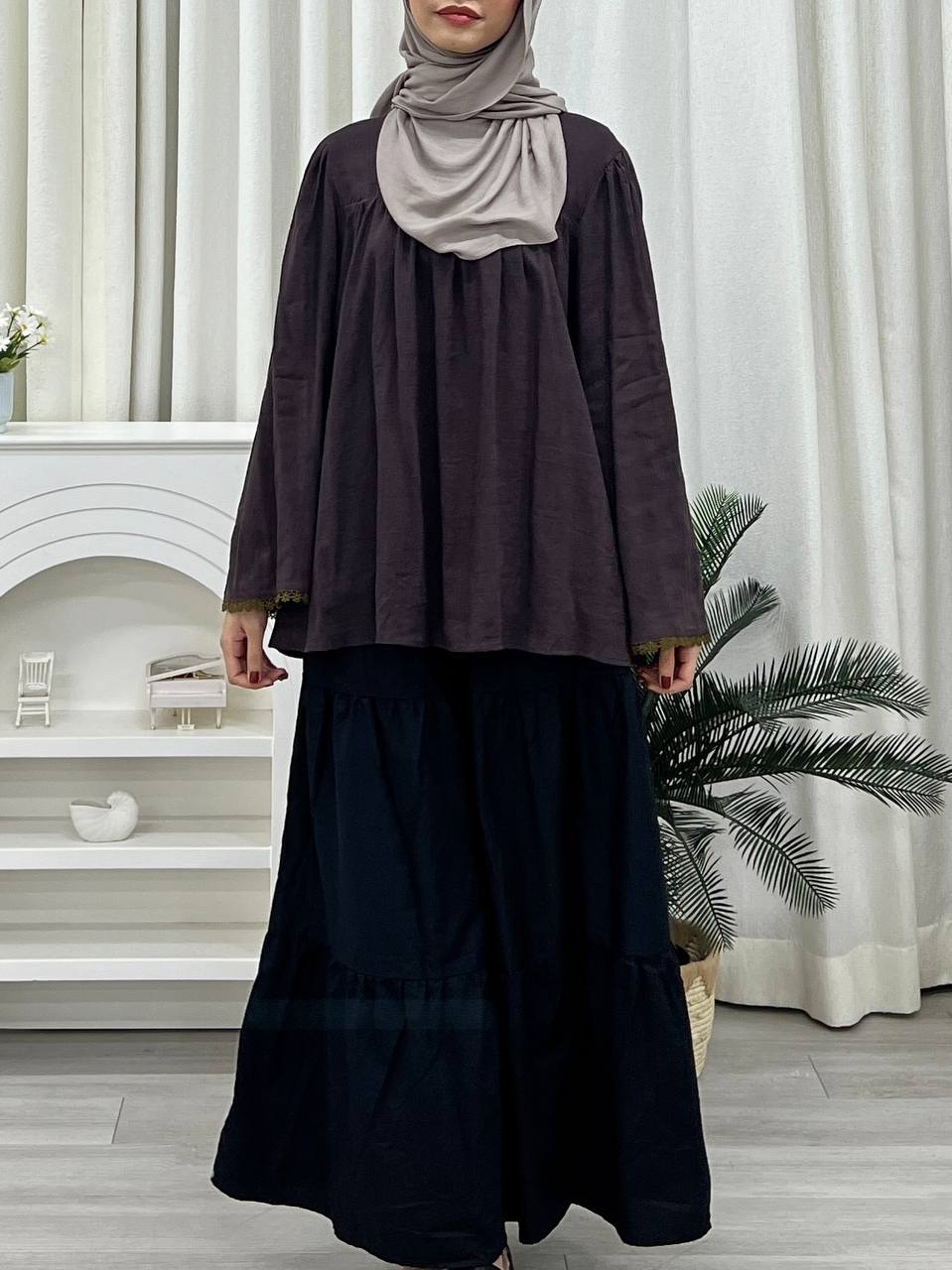 Zora Linen Lace Top HV Label