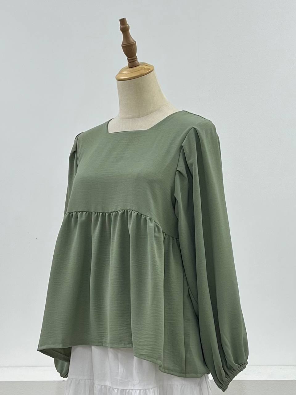 Square Neck Pia Crinkle Top