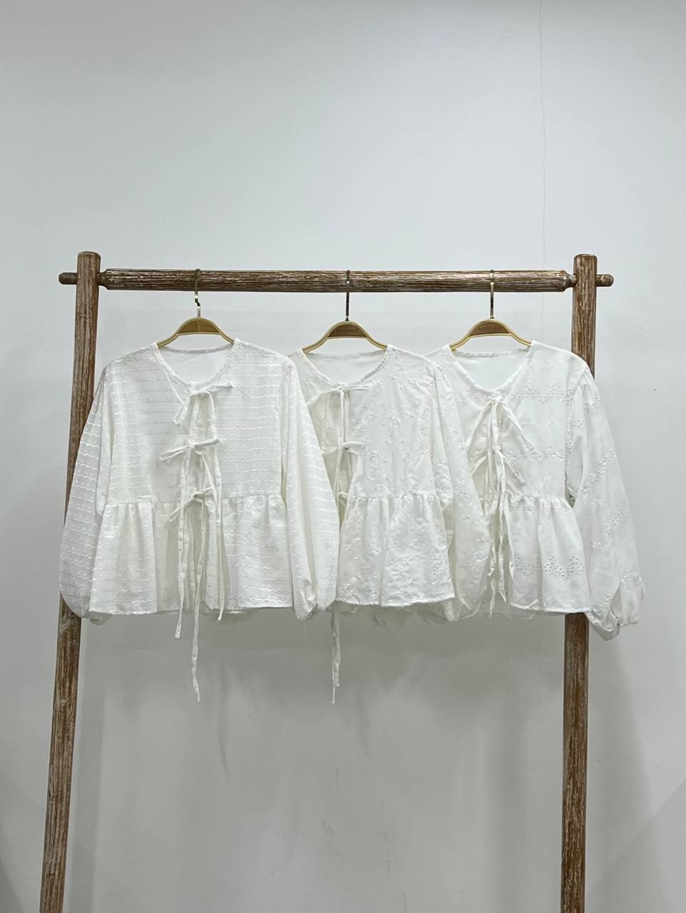 Dahlia Eyelet Ribbon Top - Attached Lining