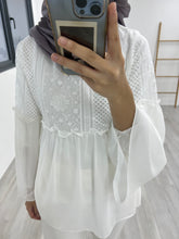 Load image into Gallery viewer, Lace Flounce Sleeve Top