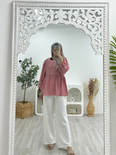 Load image into Gallery viewer, Sweetheart Square-Neck Blouse