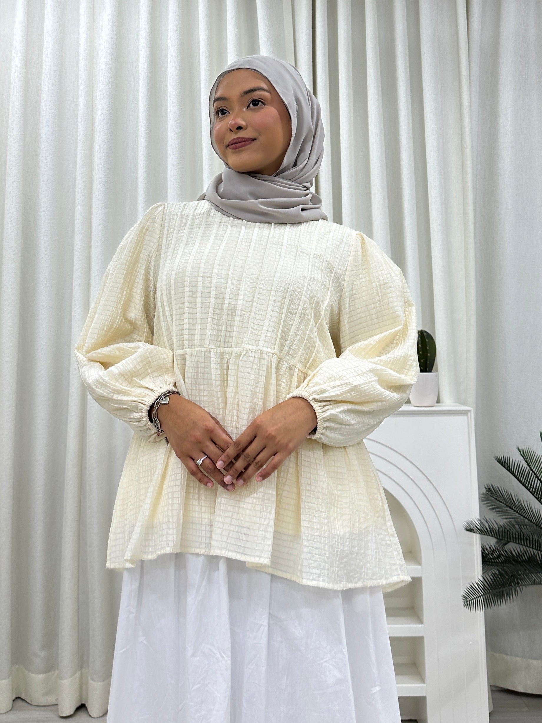 Doll Pleats Peplum Top