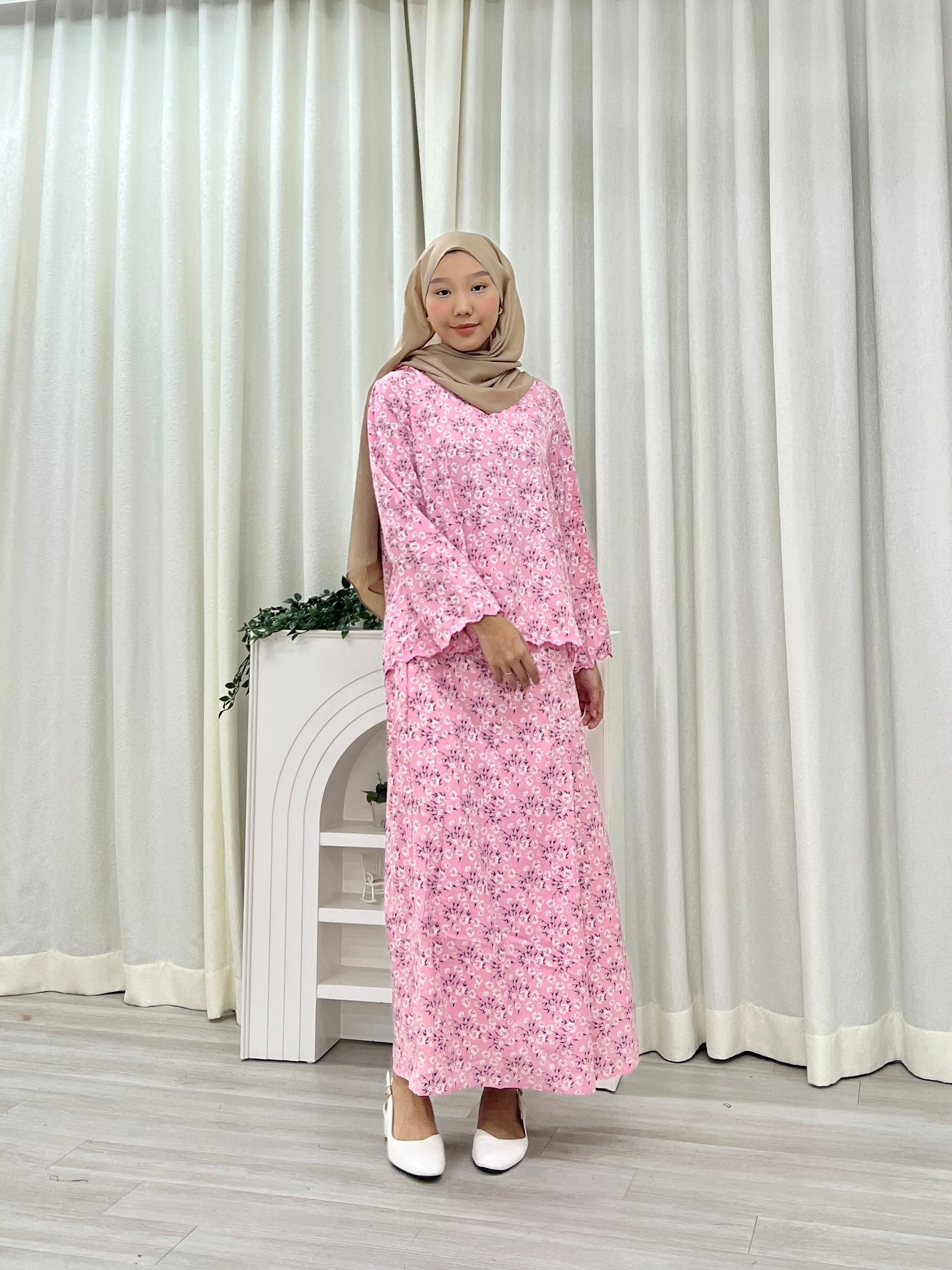 Pink Rose Sulam Set