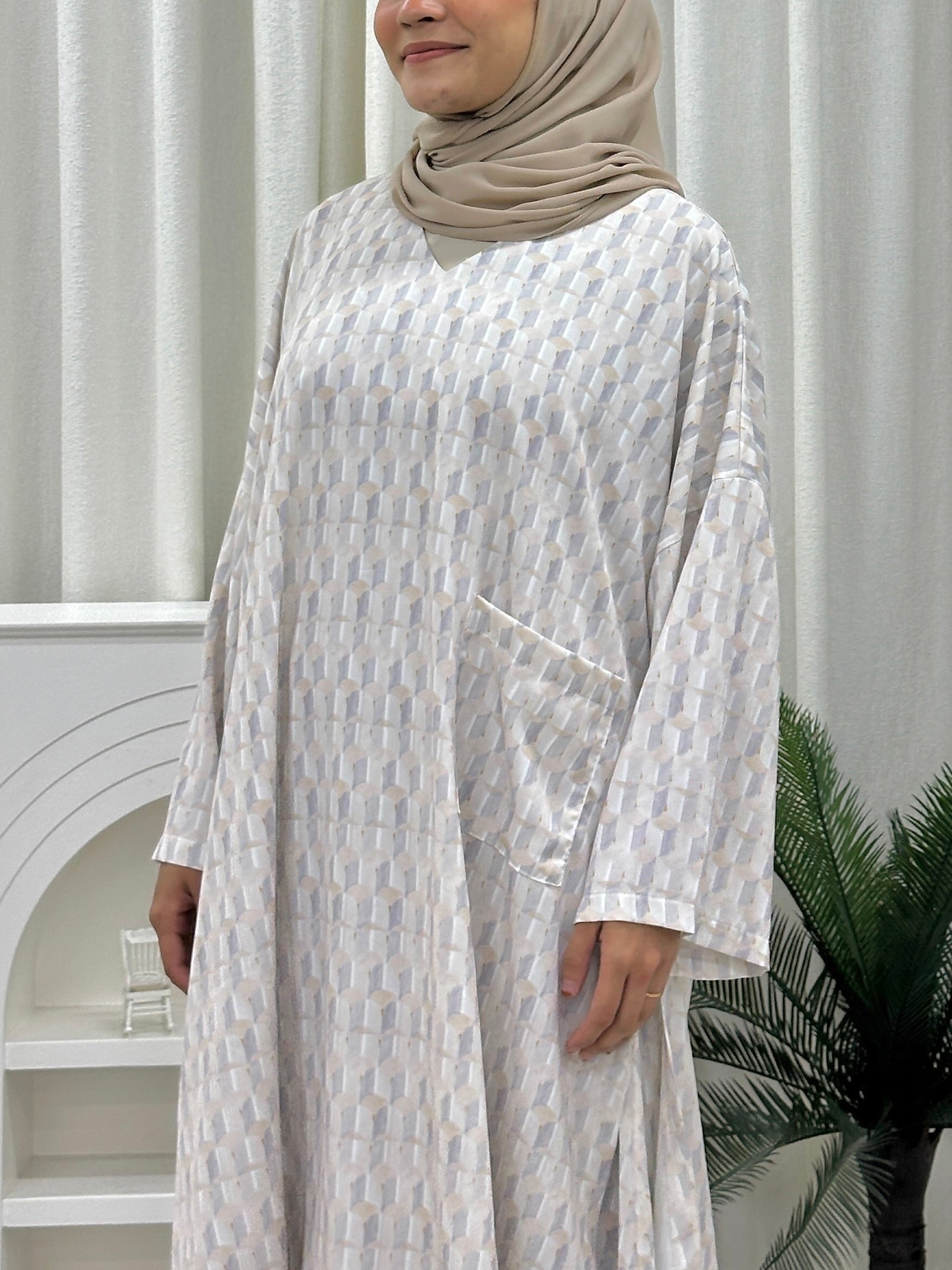 V-Neck Printed Tunic Skirt Set