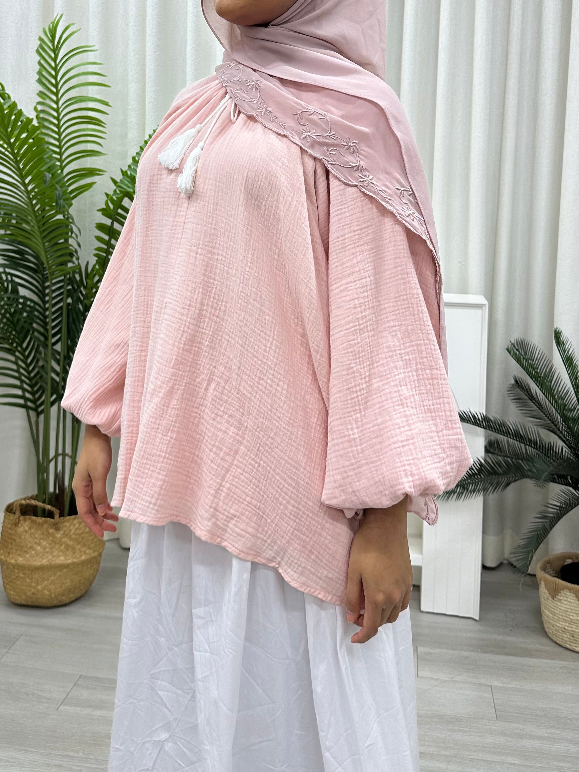 Tassel Cotton Foam Blouse