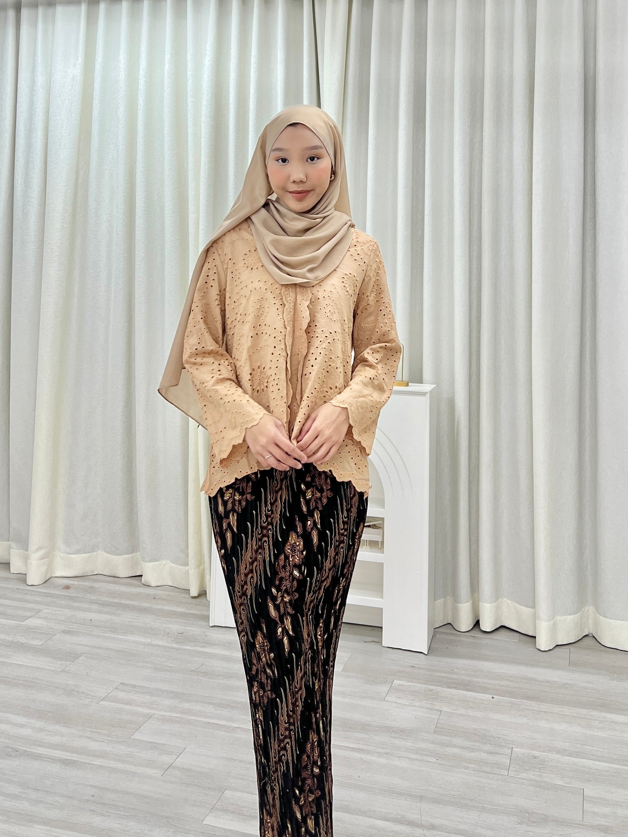 Zara Kebaya Eyelet Top