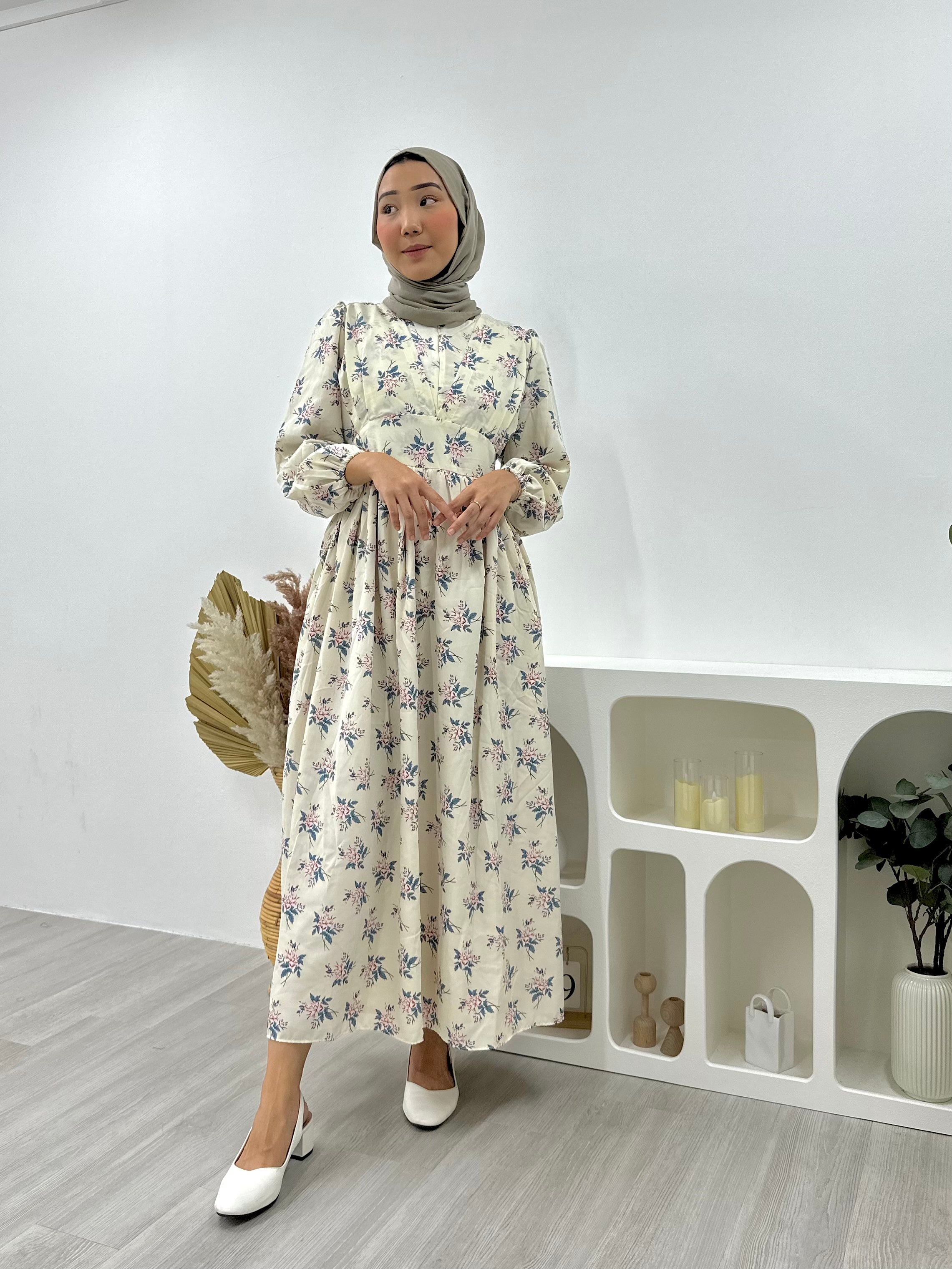 Printed Milkmaid Dress - Ivory Rose