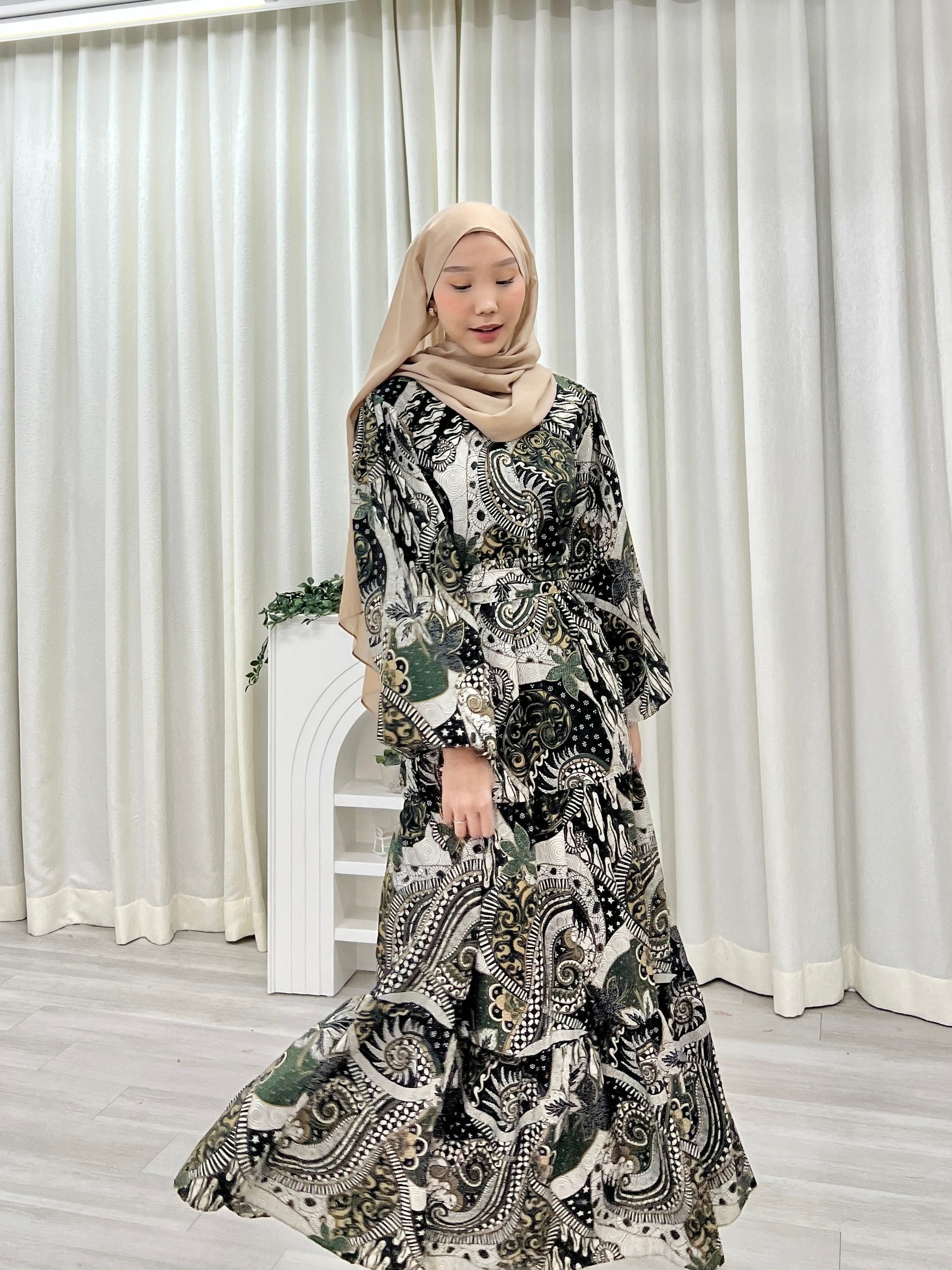 Batik Balloon Sleeve Dress - Jihan