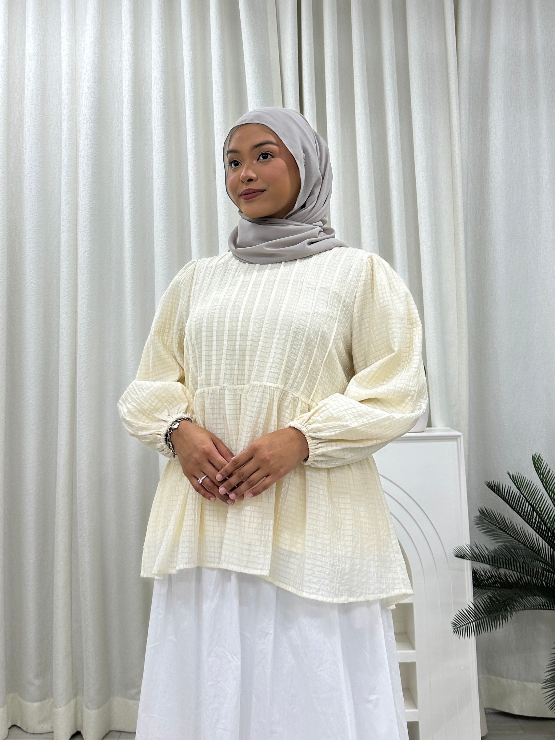 Doll Pleats Peplum Top