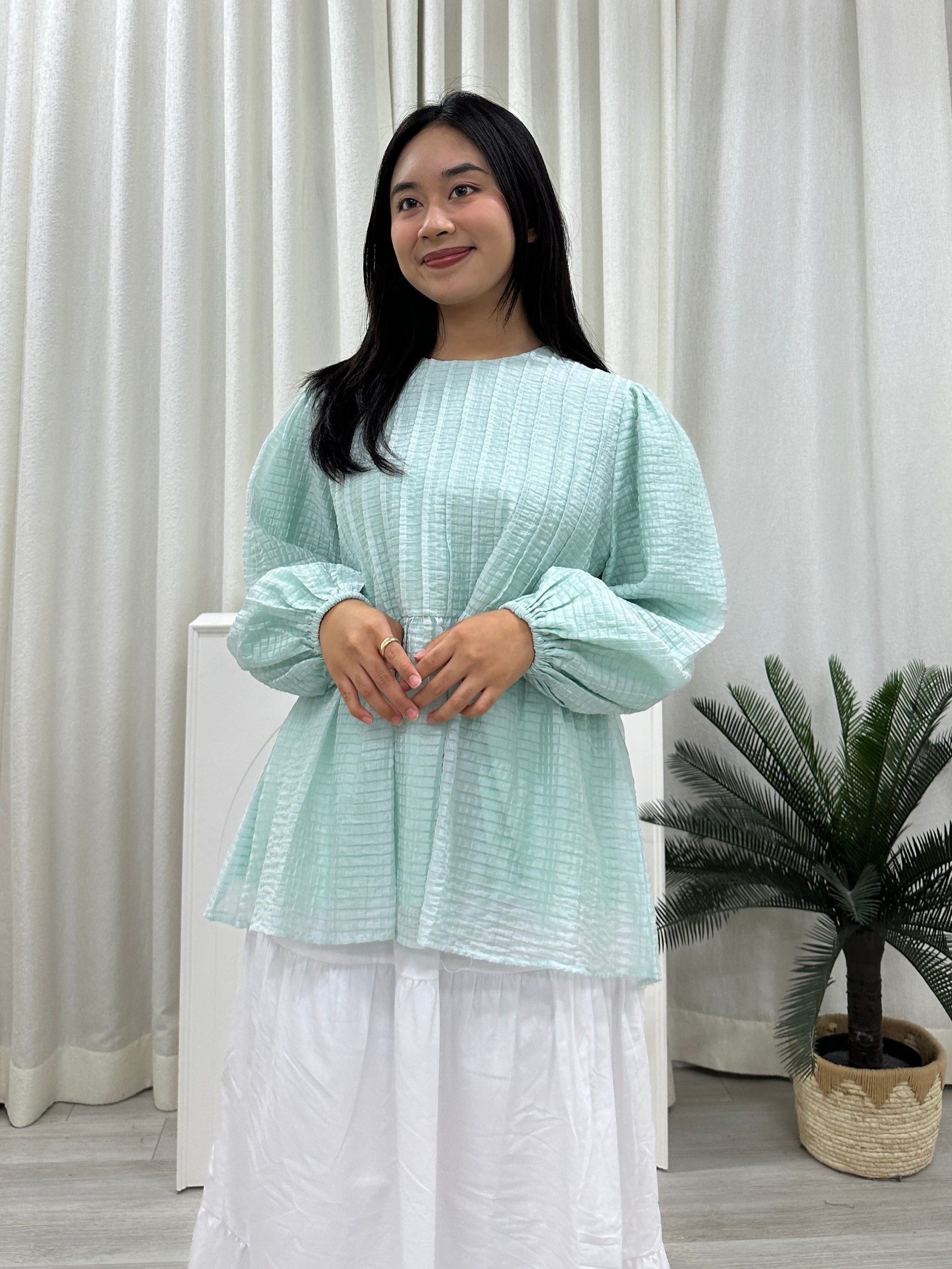 Doll Pleats Peplum Top