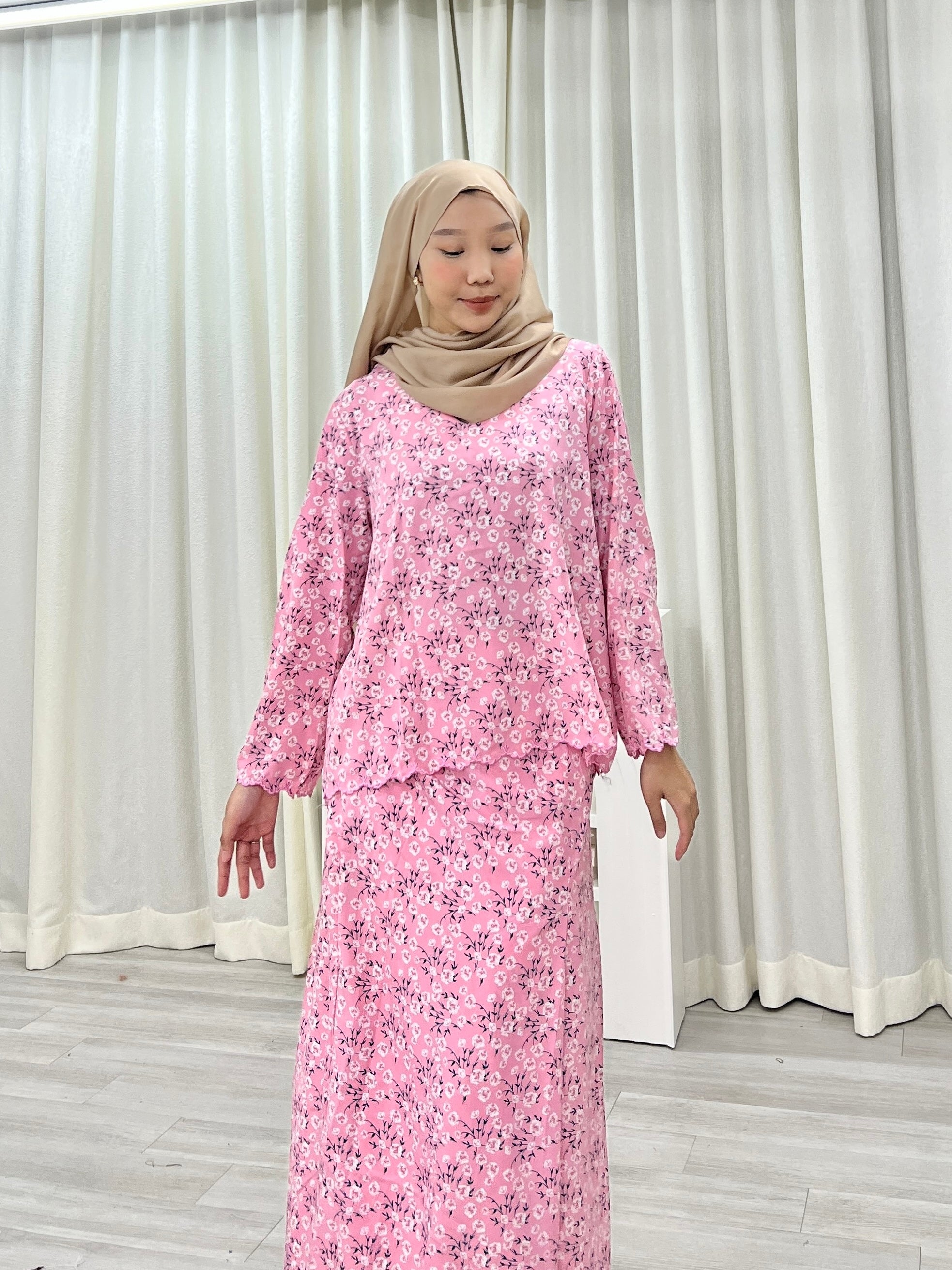 Pink Rose Sulam Set