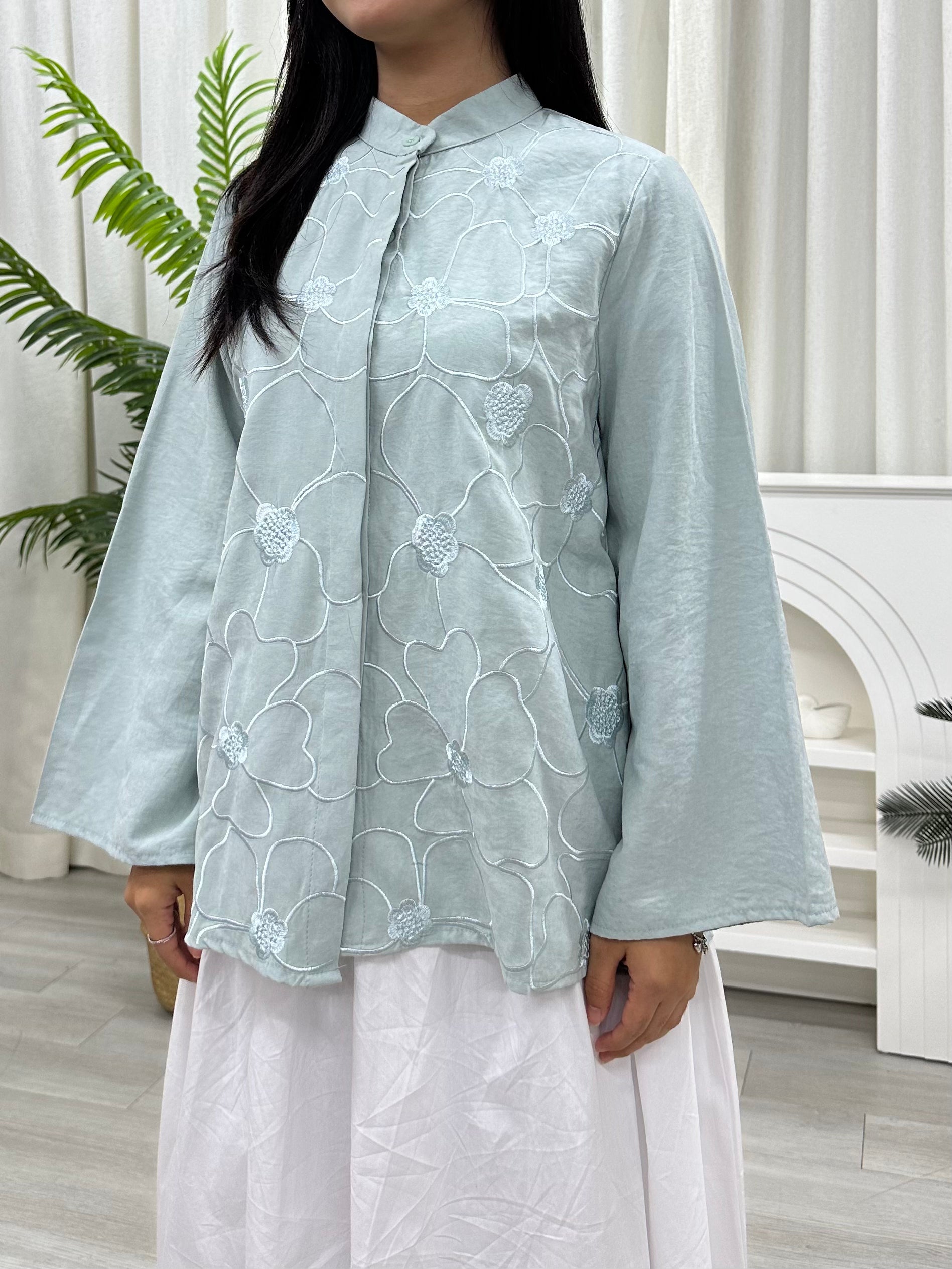 Floral Line Colour Top - Button