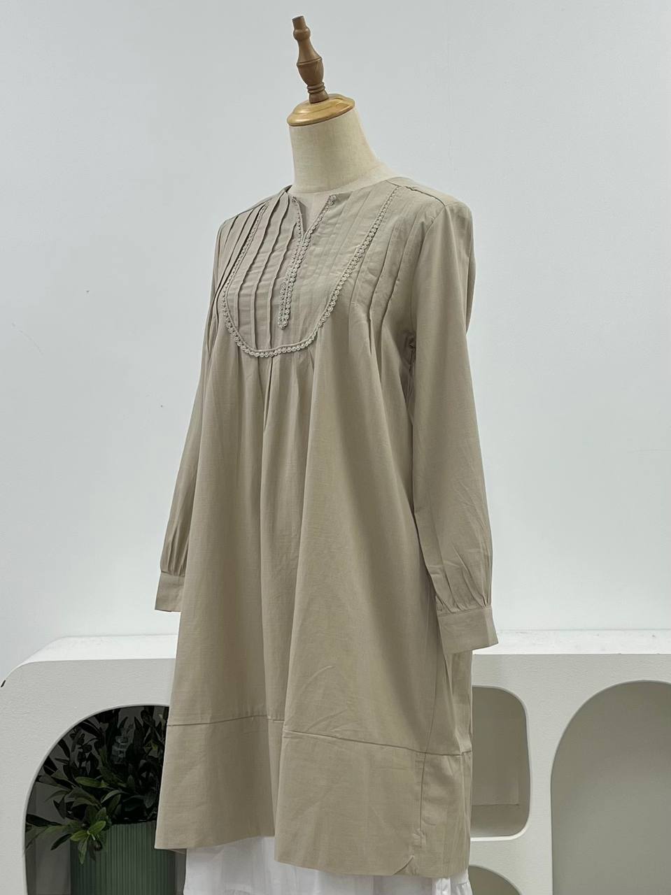 Belle Pleated Lace Tunic - Linen