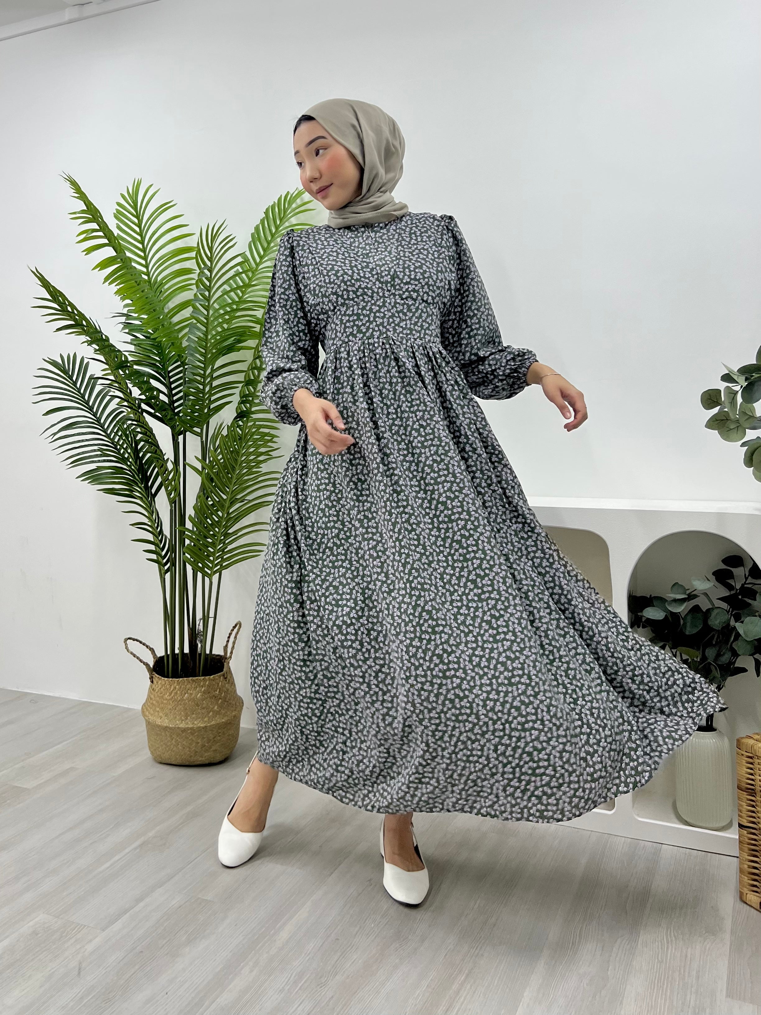 Printed Milkmaid Dress - Green Reen